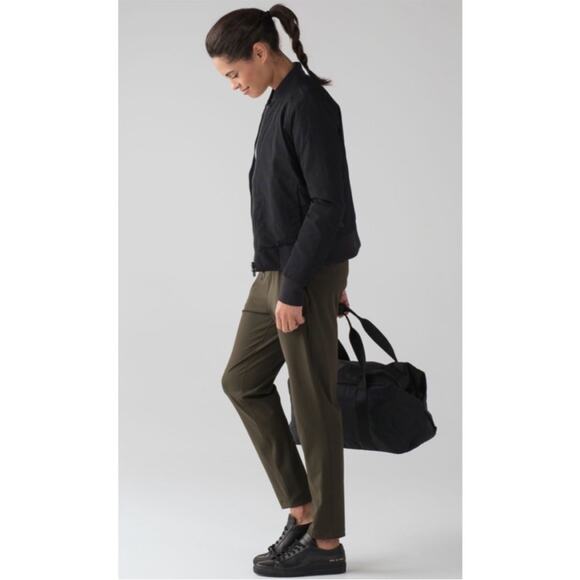 Lululemon on the fly jogger pants Olive green 2 - Picture 2 of 9